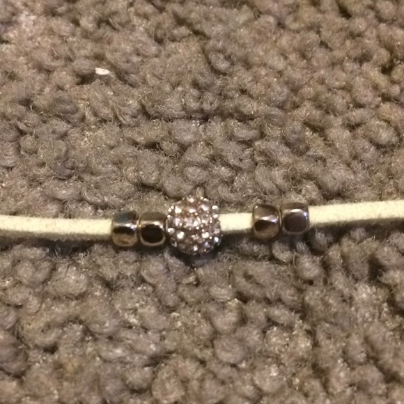 A choker from Claire’s - Picture 2 of 2